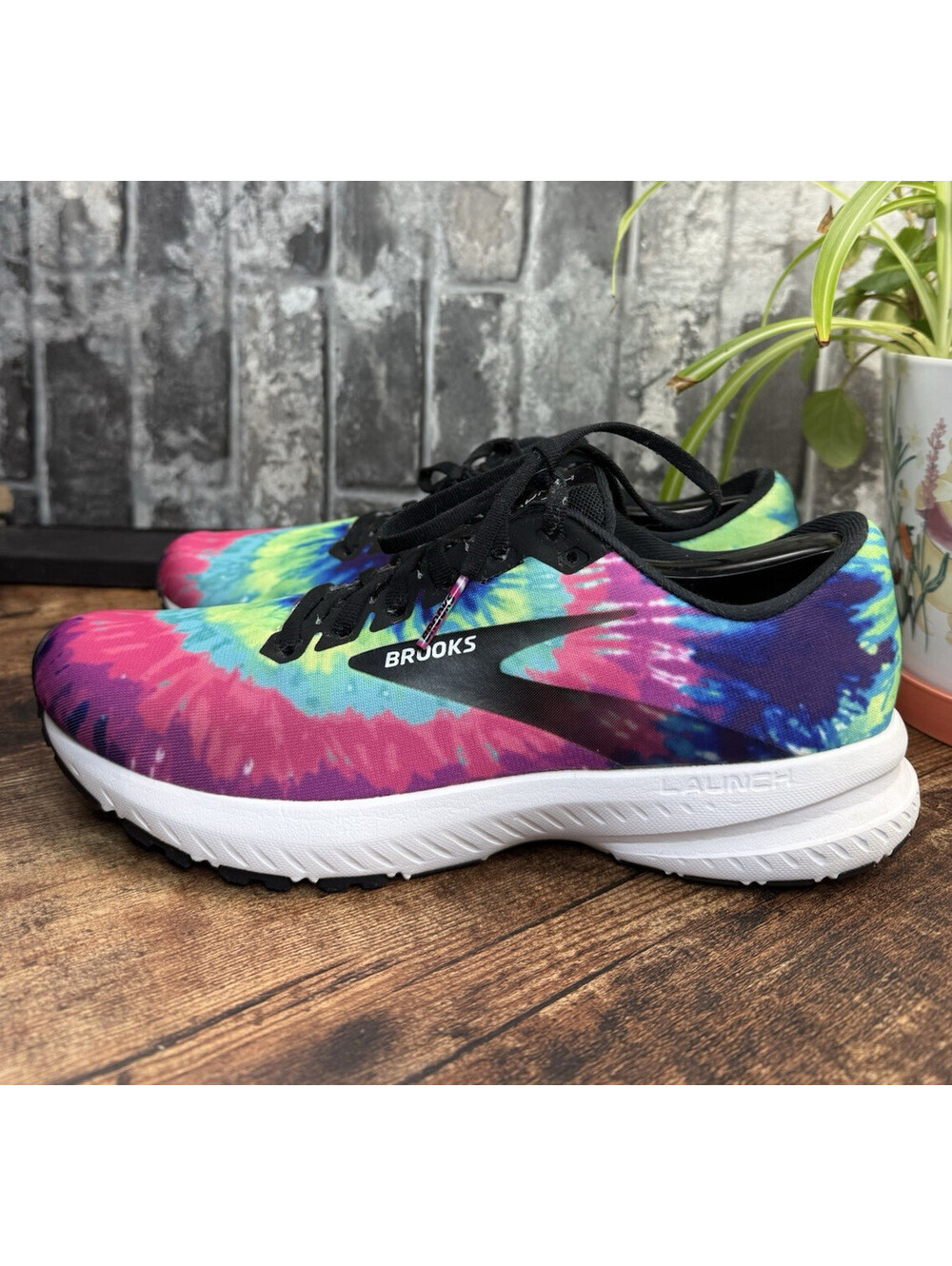 Brooks Launch 7 Rock N Roll Women’s Multicolor Tie Dye Low Top Lace-Up Rubber